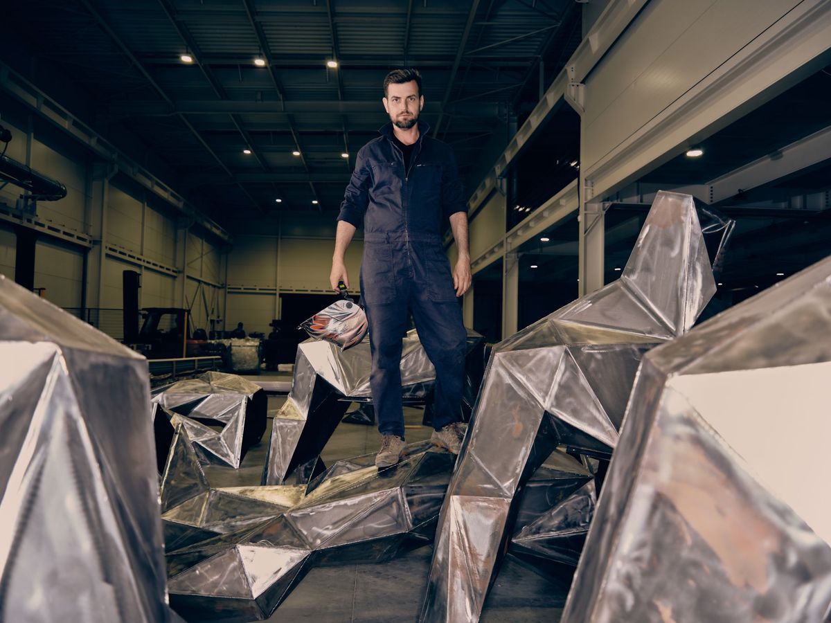 Jak wyrzeźbić emocje? Rozmowa z Pawłem Maksymilianem Orłowskim