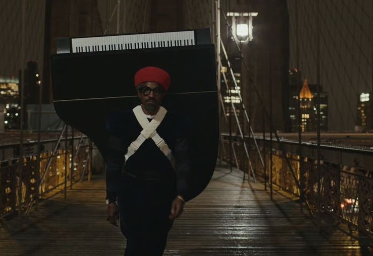 André 3000 nakręcił krótkometrażowy film. Inspirował się mrówkami