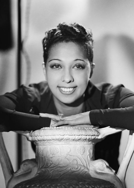 FKA twigs zagra legendarną Josephine Baker w filmie biograficznym