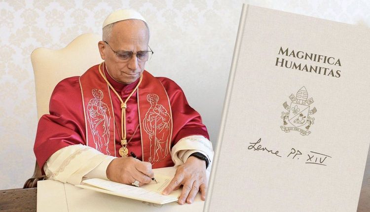 13. „Nie będziesz tworzył maszyny na podobieństwo ludzkiego umysłu”. Papież Leo XIV i duchy Diuny