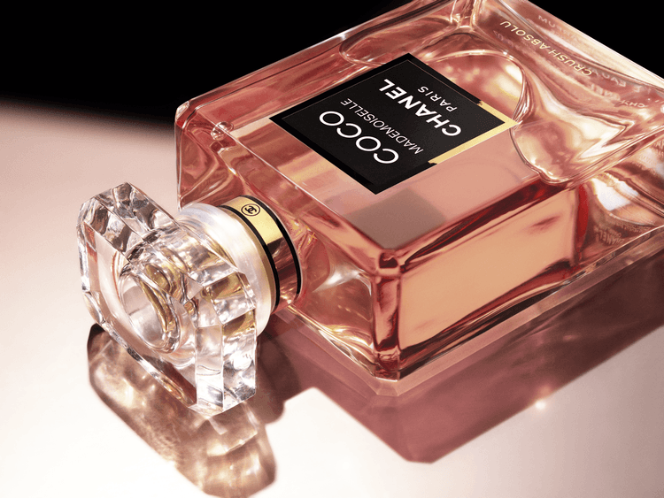 Nowy rozdział kultowej linii zapachowej. CHANEL przedstawia COCO MADEMOISELLE CRUSH ABSOLU