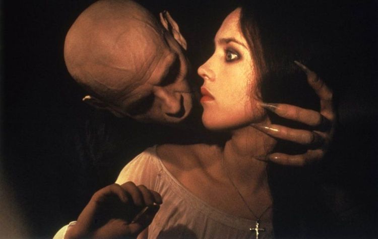 Krew waszą pić będę: 8 mniej znanych filmów o wampirach 
