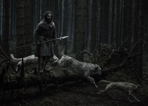 W pełnię księżyca i po średnioangielsku. Nadchodzi „Werwulf” [TRAILER]
