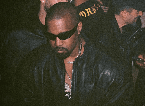 Kanye West nie wystąpi w Polsce. Polscy politycy blokują koncert [WIDEO]