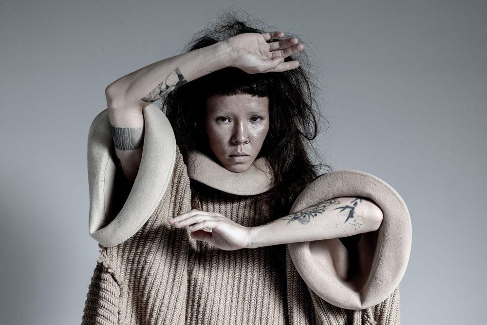 Ból mutuje. Moda też – rozmawiamy z Iriną Dzhus o kolekcji ABSOLUTE