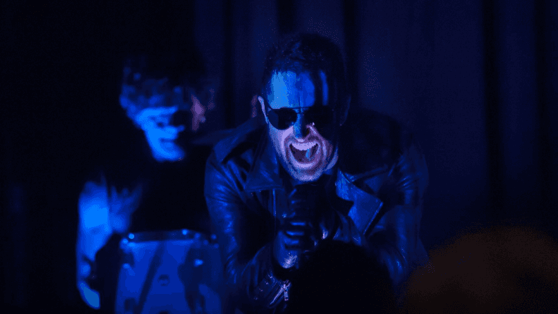 Psychodeliczny klip Coals zabiera nas w świat "Twin Peaks" i memów z kotkami