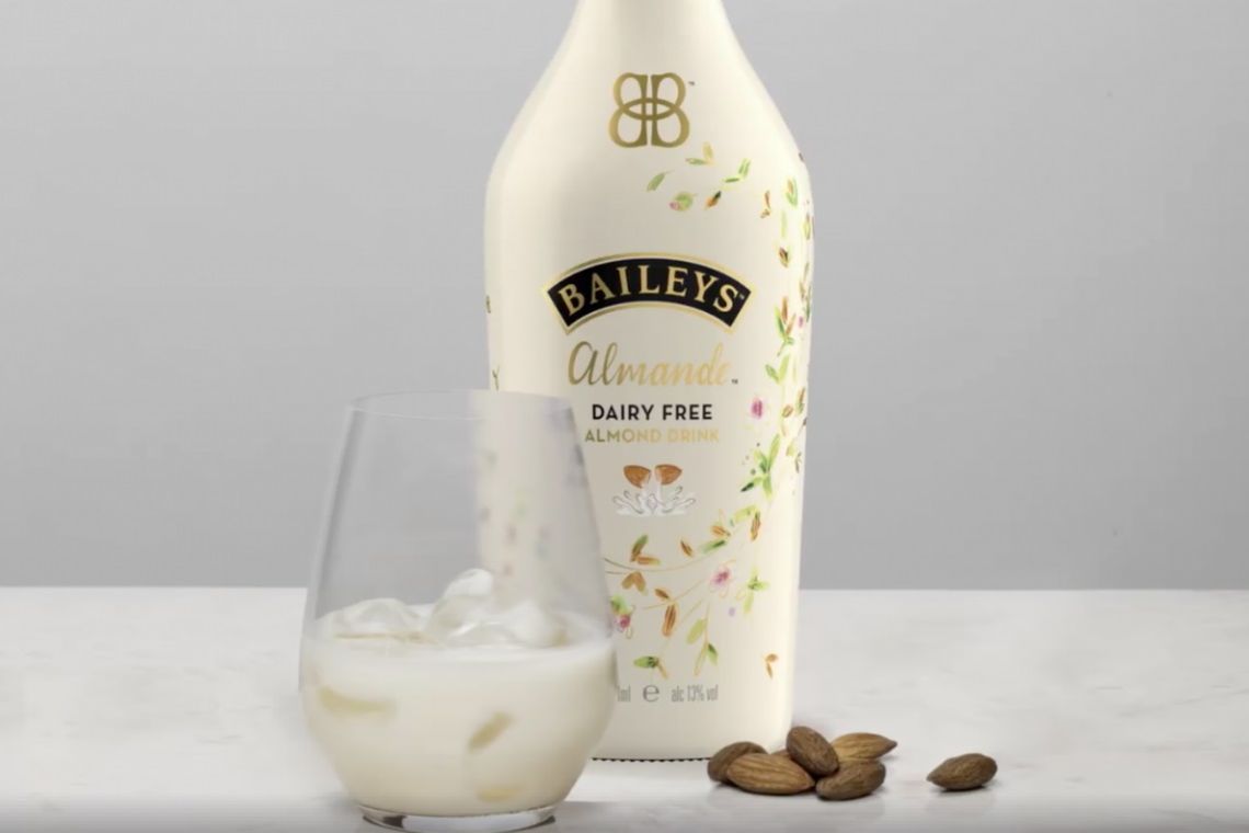 Wegański Baileys jest już dostępny. Konsumenci skaczą ze szczęścia
