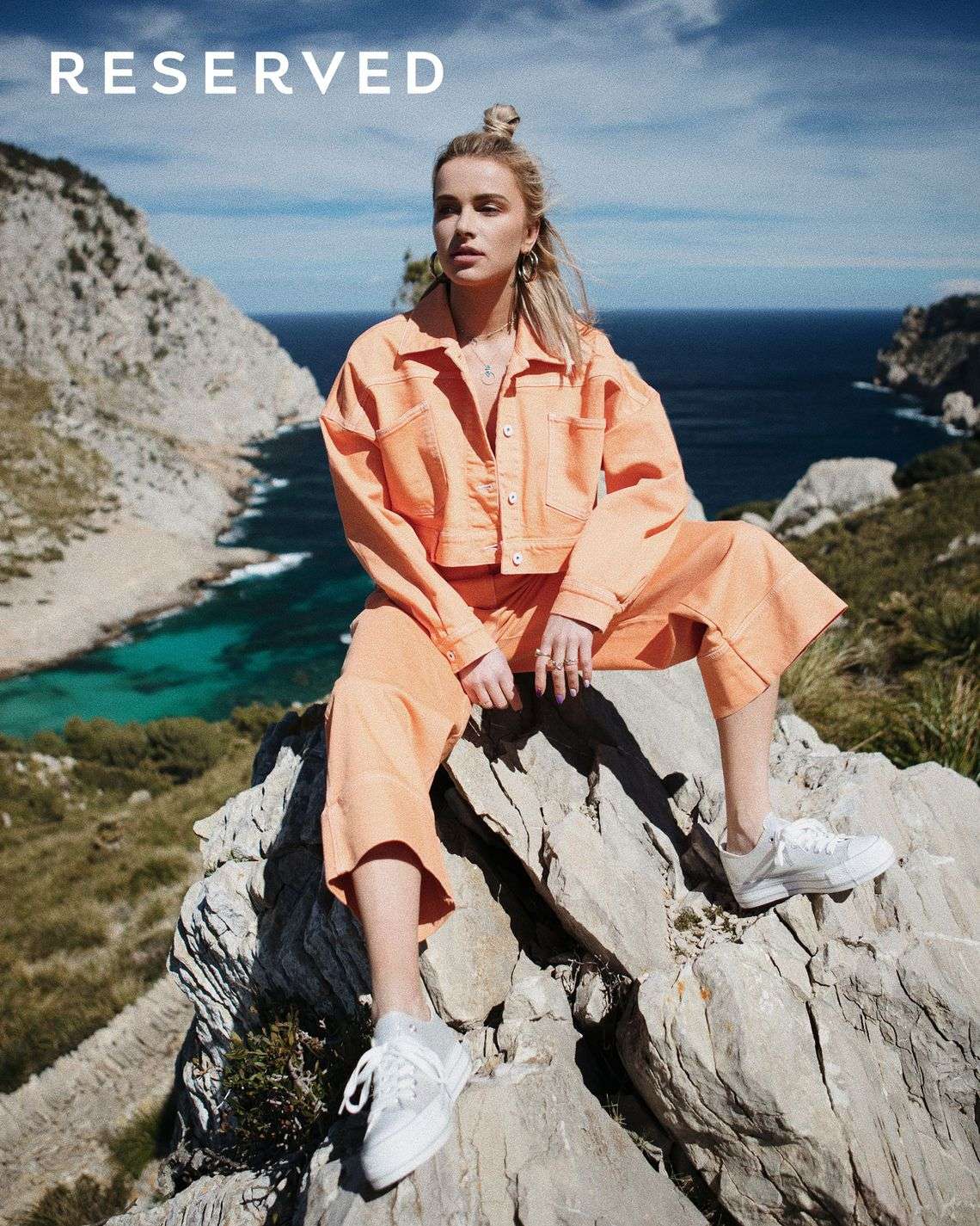 Maffashion dyrektor kreatywną nowej kampanii Reserved oraz gwiazdą sesji promującej festiwalowe trendy