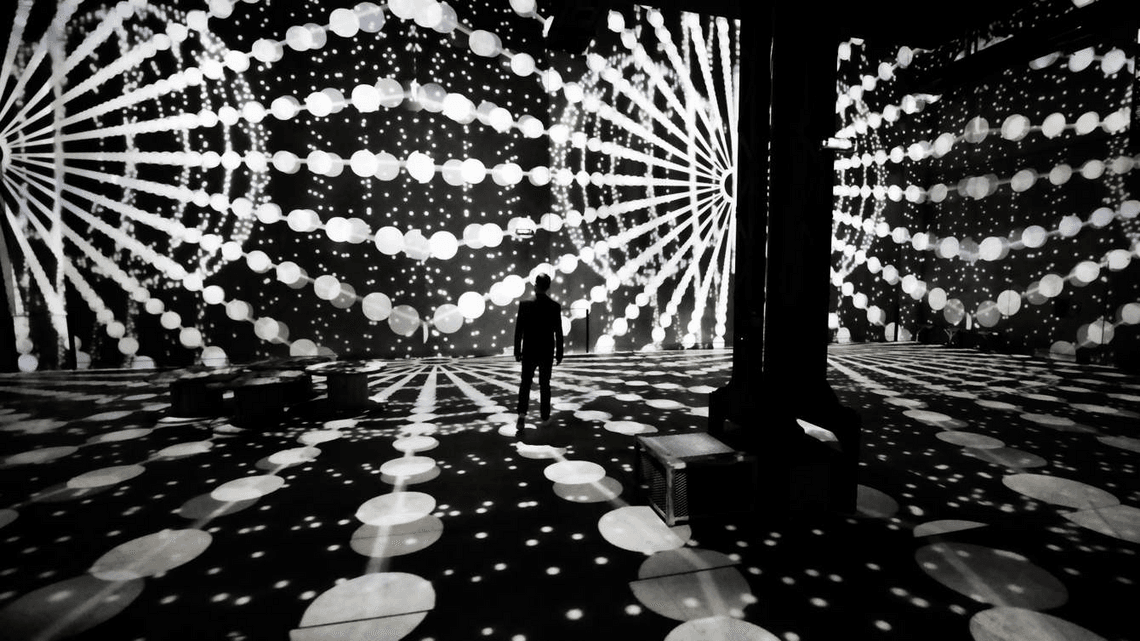 Monumentalna wystawa, która pokazuje dorobek naukowy ludzkości w formie efektownych wizualizacji