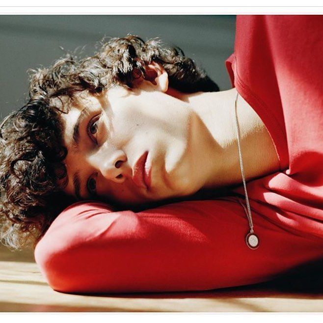 Członek rodziny królewskiej wystąpił w pierwszym pokazie Kim Jonesa dla Diora