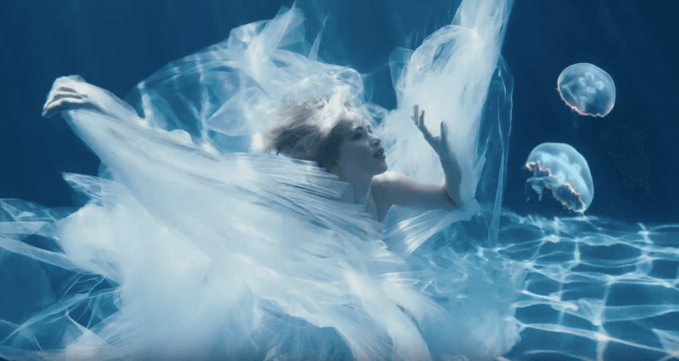 Dior promuje pierwszy zapach od 20 lat zjawiskowym spotem z Jennifer Lawrence