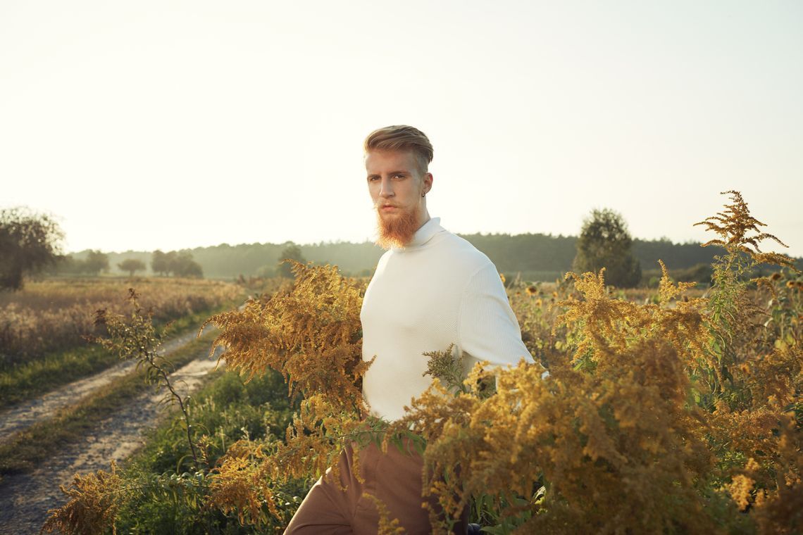 Kosmiczny debiut Andrzeja Mrozka. Zobaczcie jego porywający klip