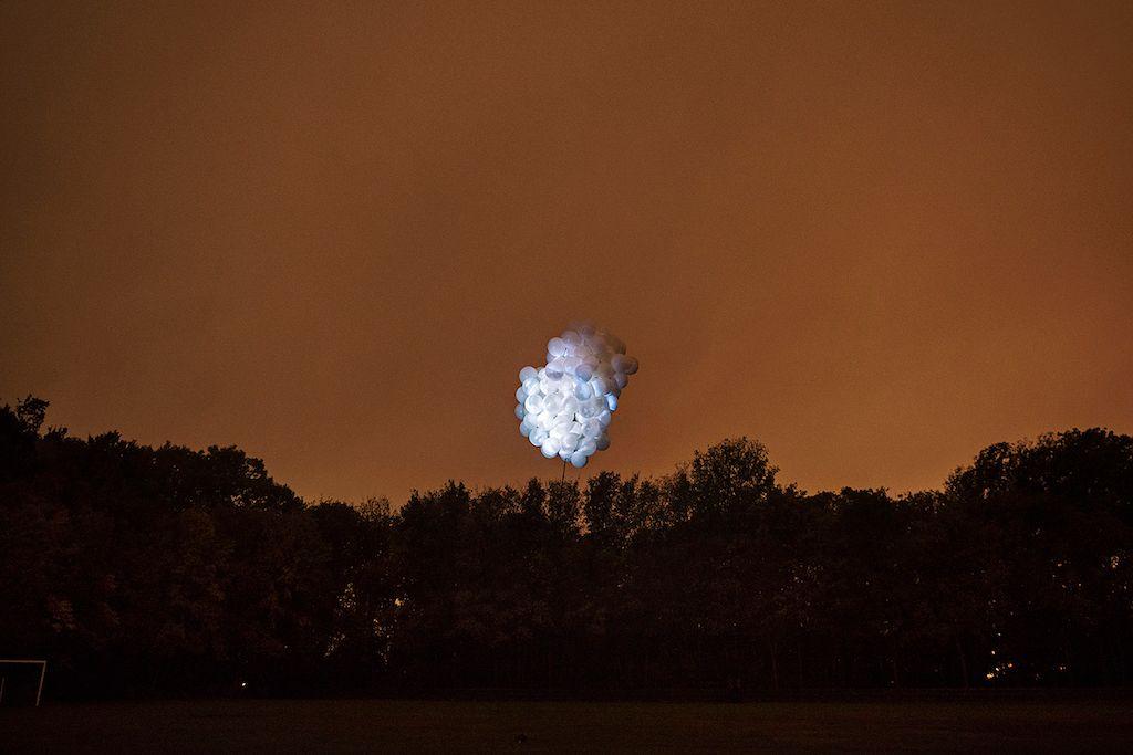 Bajkowa dzielnica Gdańska opanowana przez interwencje znakomitych artystów. Zbliża się festiwal Narracje 2019