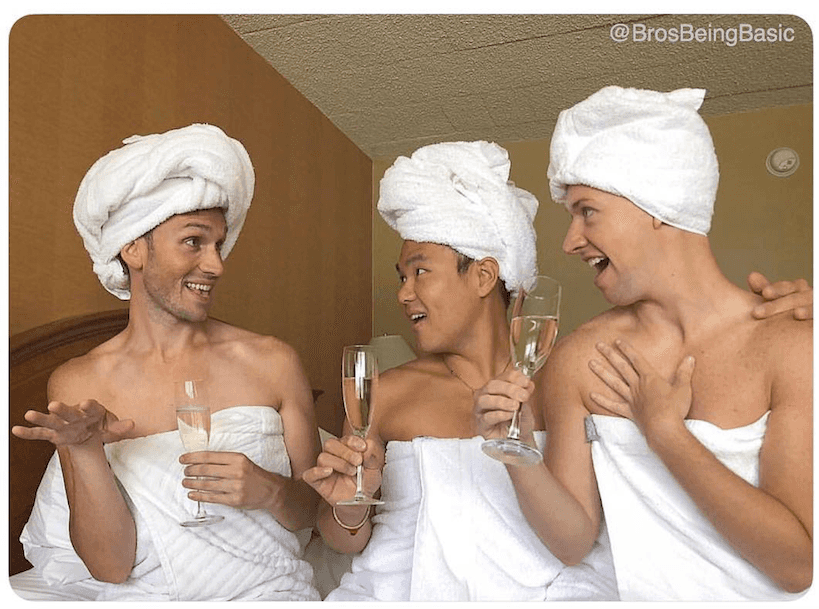 Chłopcy, którzy udają instagramowe dziewczyny. Prosty pomysł przyniósł im sławę