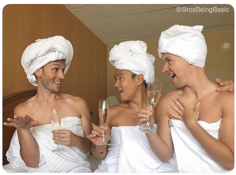 Chłopcy, którzy udają instagramowe dziewczyny. Prosty pomysł przyniósł im sławę