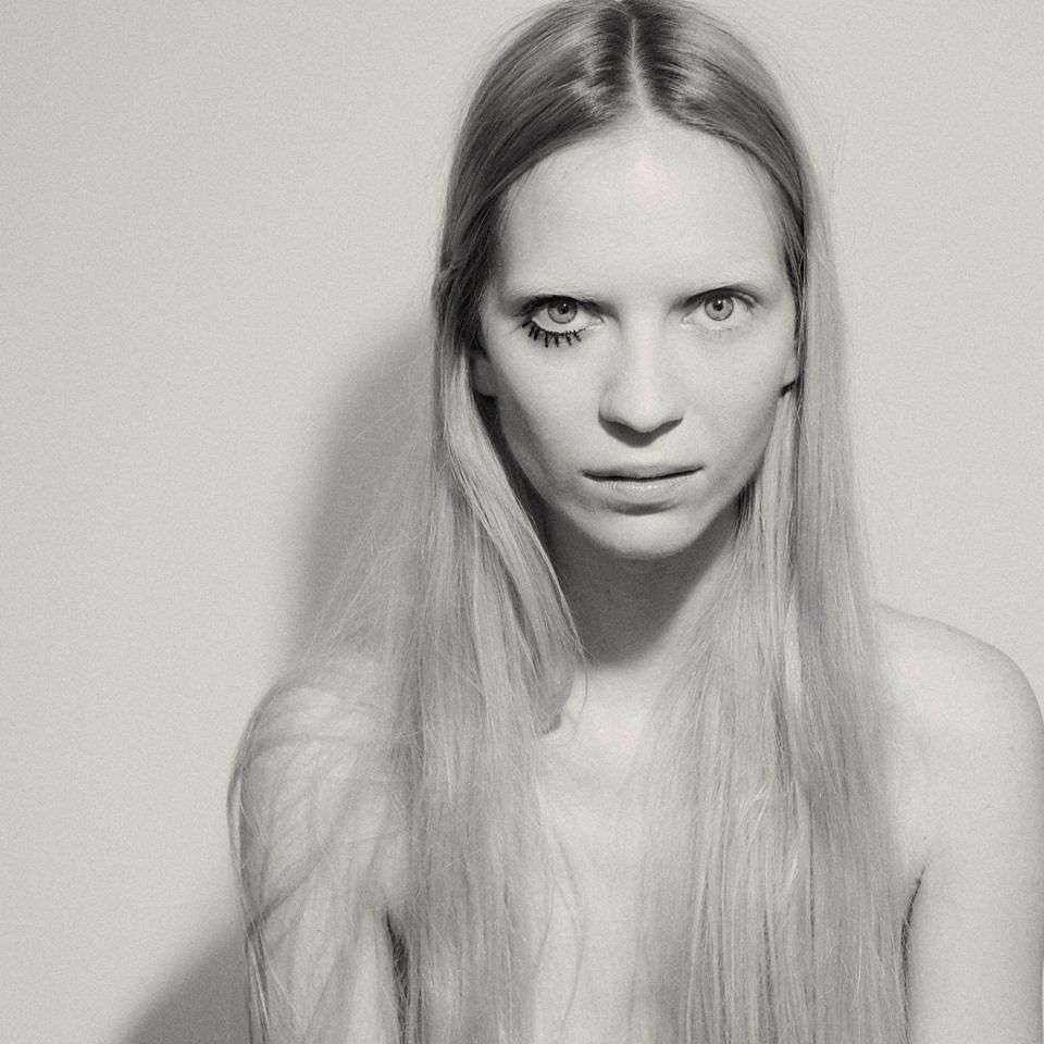 Mary Komasa powraca z nowym singlem. "Palermo" to coś zupełnie innego od jej dotychczasowej twórczości