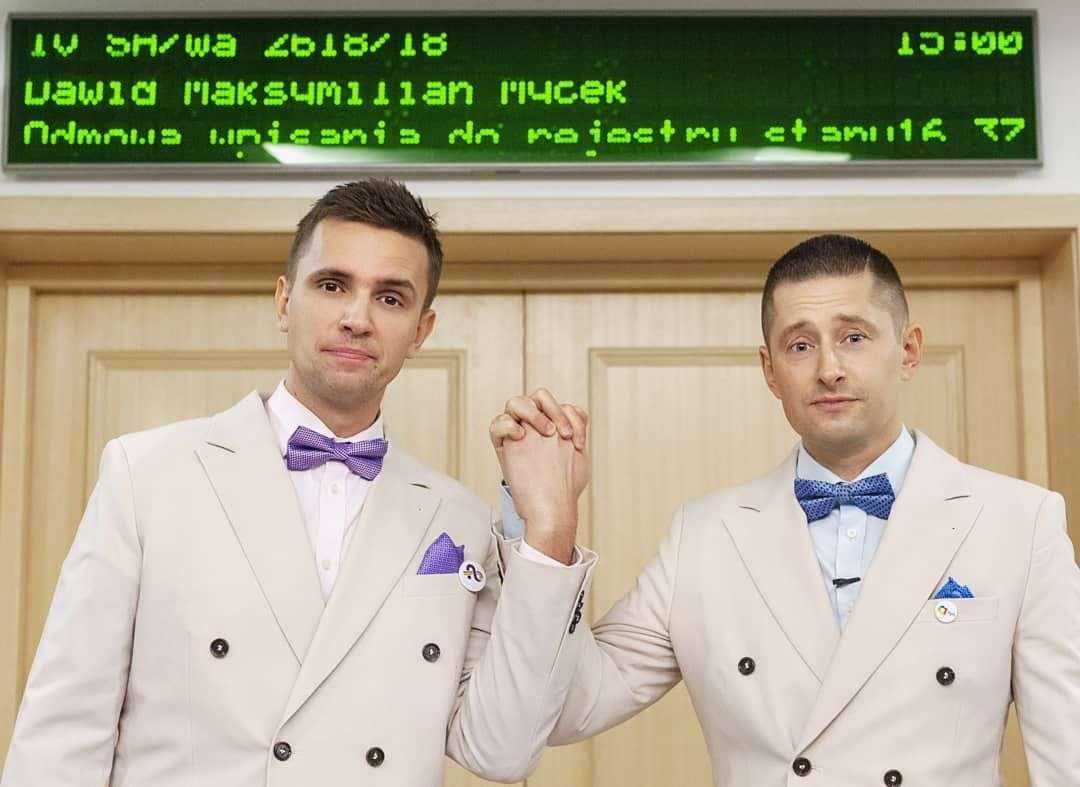 "Konstytucja RP nie zabrania małżeństw jednopłciowych" - wynika z uzasadnienia decyzji sądu w Warszawie