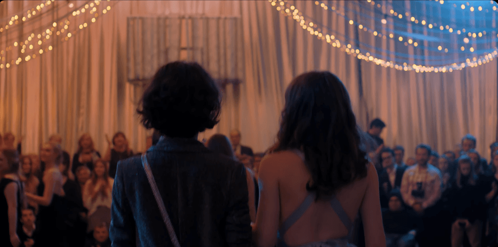 Uczniowie warszawskiego LO zatańczyli Poloneza Równości, by wesprzeć nastolatków LGBT+