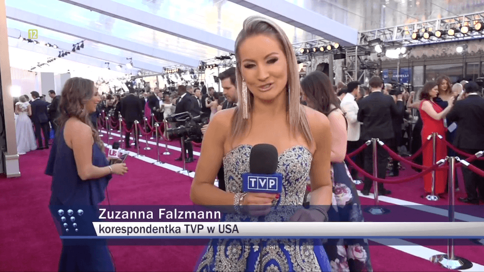 "Wiadomości" TVP pokazały 2-minutowy materiał o stroju swojej dziennikarki na oscarowej gali. Podobno zachwycił świat