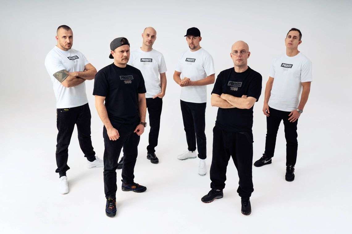 PROSTO obchodzi 20-lecie działalności. "20 lat temu jedyne, co miałem, to pomysł" - wspomina Sokół