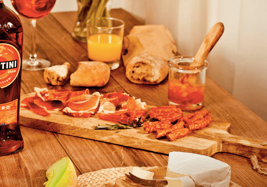 Nowy włoski smak na lato z czerwoną pomarańczą