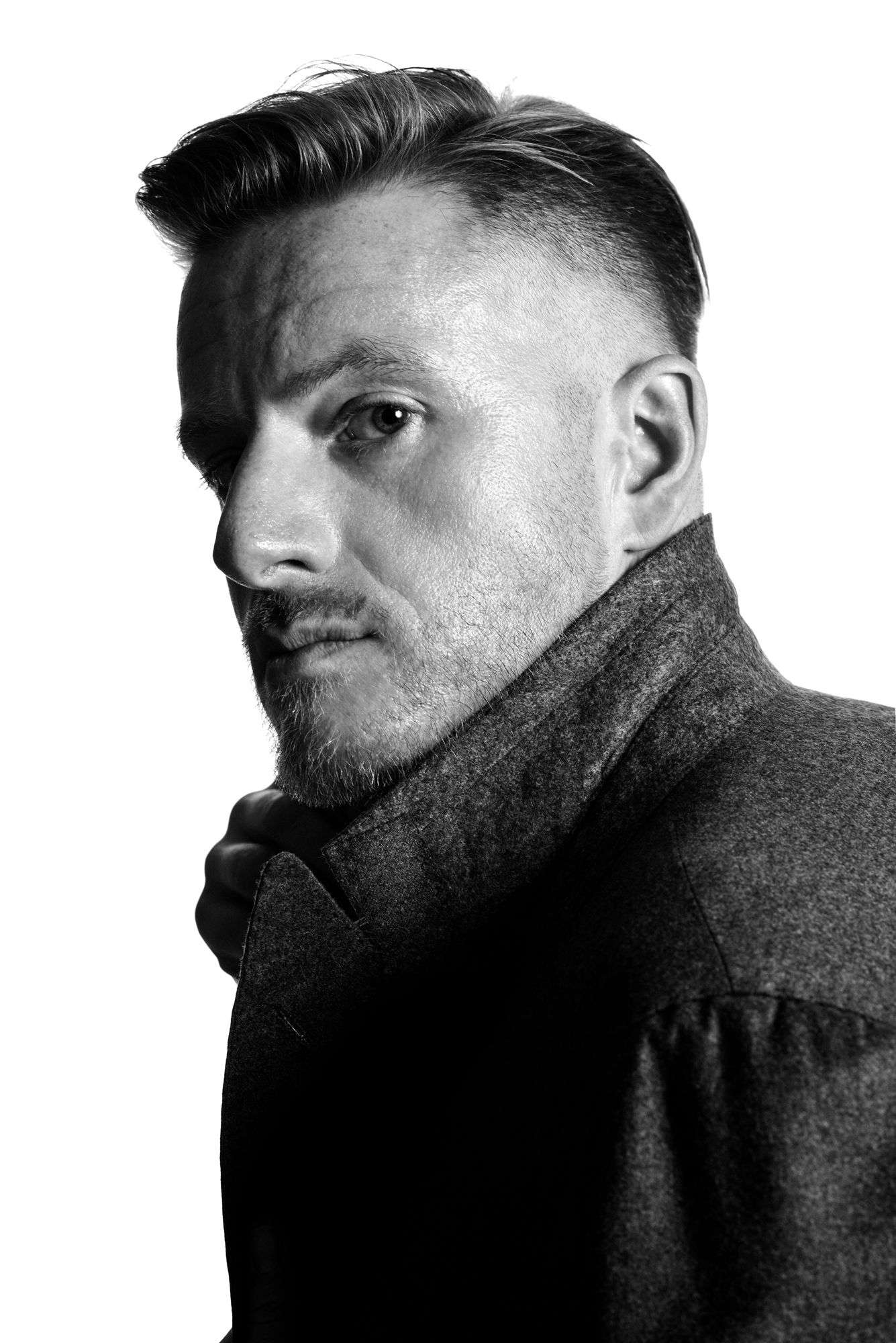 Słowo, którego zabrakło. Twardoch, Fisz i Damięcki o wdzięczności i trudnym słowie „dziękuję”