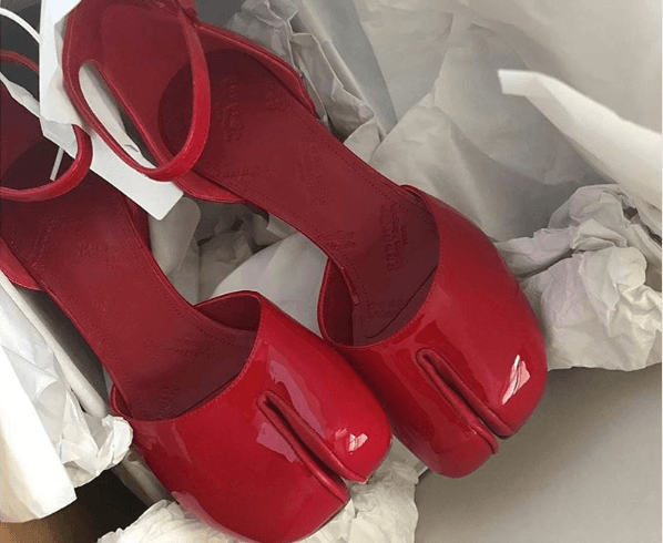 Buty Tabi – kochane i nienawidzone, szturmem wchodzą na salony