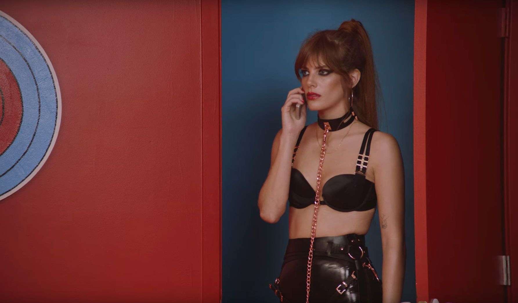 Devendra Banhart wypuścił nowy, multikolorowy teledysk. Artysta zapowiada kolejny album