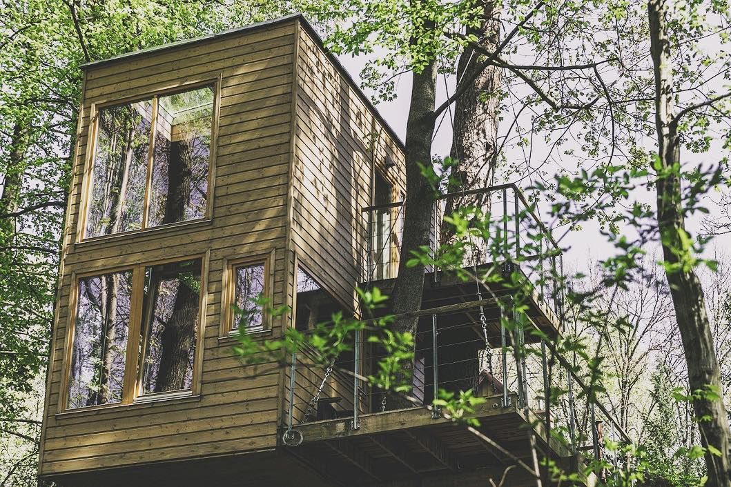 8 idealnych miejsc na wypoczynek w Polsce, łączących komfort i bliskość natury