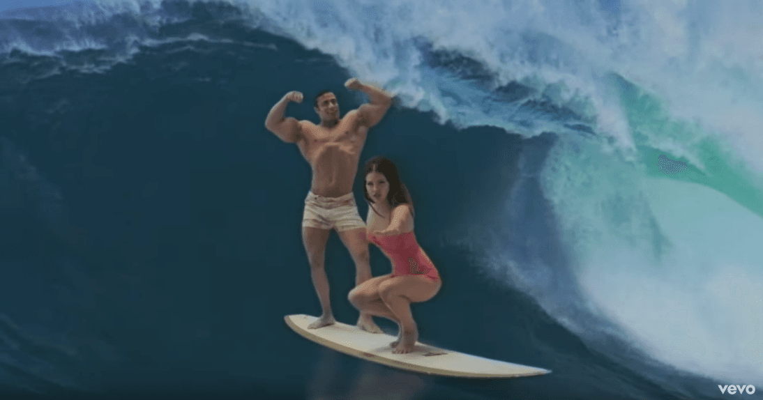 Lana Del Rey surfuje w efektownym klipie promującym nowy album