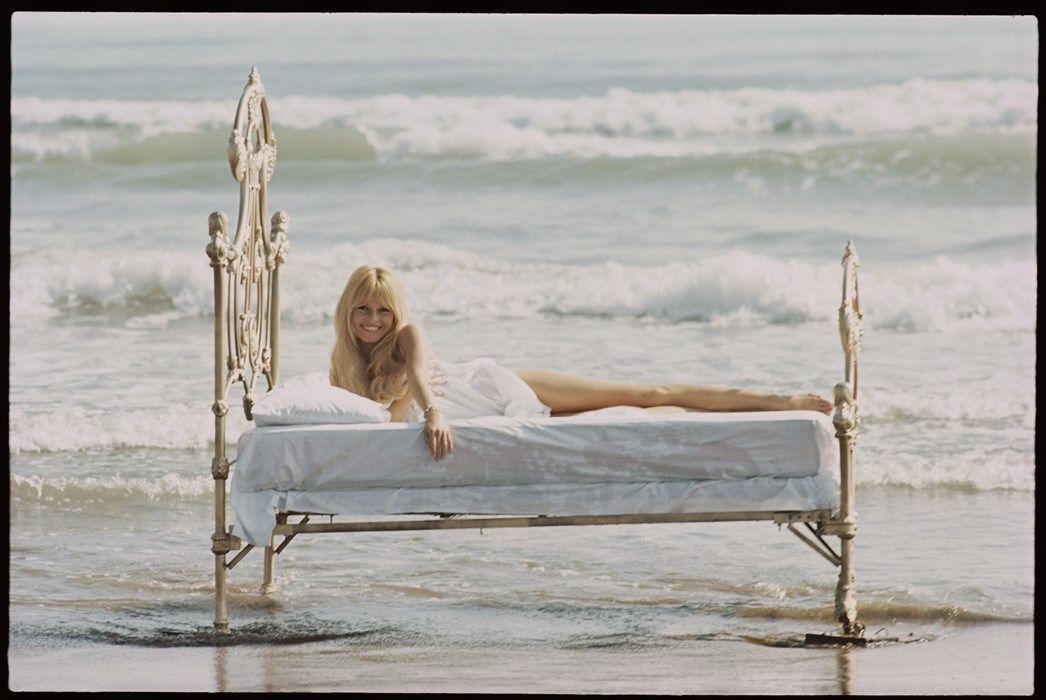 Brigitte Bardot, Sharon Tate i Jack Nicholson na zdjęciach słynnego fotografa gwiazd złotej ery Hollywood