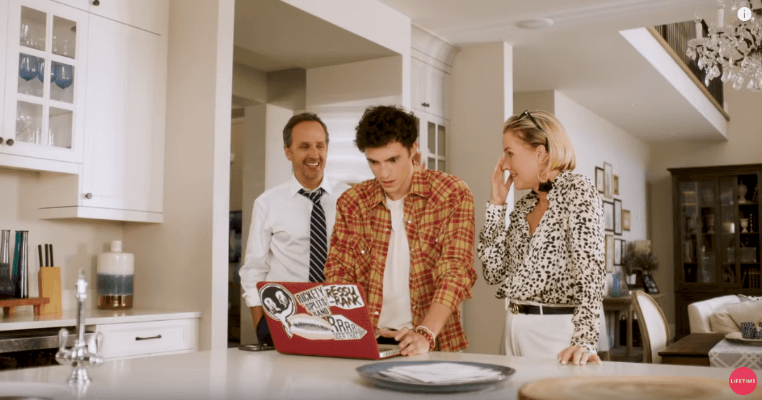 Gwiazdy Hollywood kupowały dzieciom miejsca na prestiżowych uniwersytetach. Teraz powstał o tym film