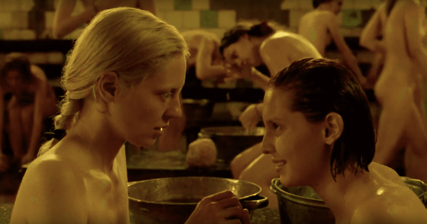 "Wysoka dziewczyna" to opowieść o kobietach, które próbują na nowo poskładać strzaskane życiorysy. Film już w kinach