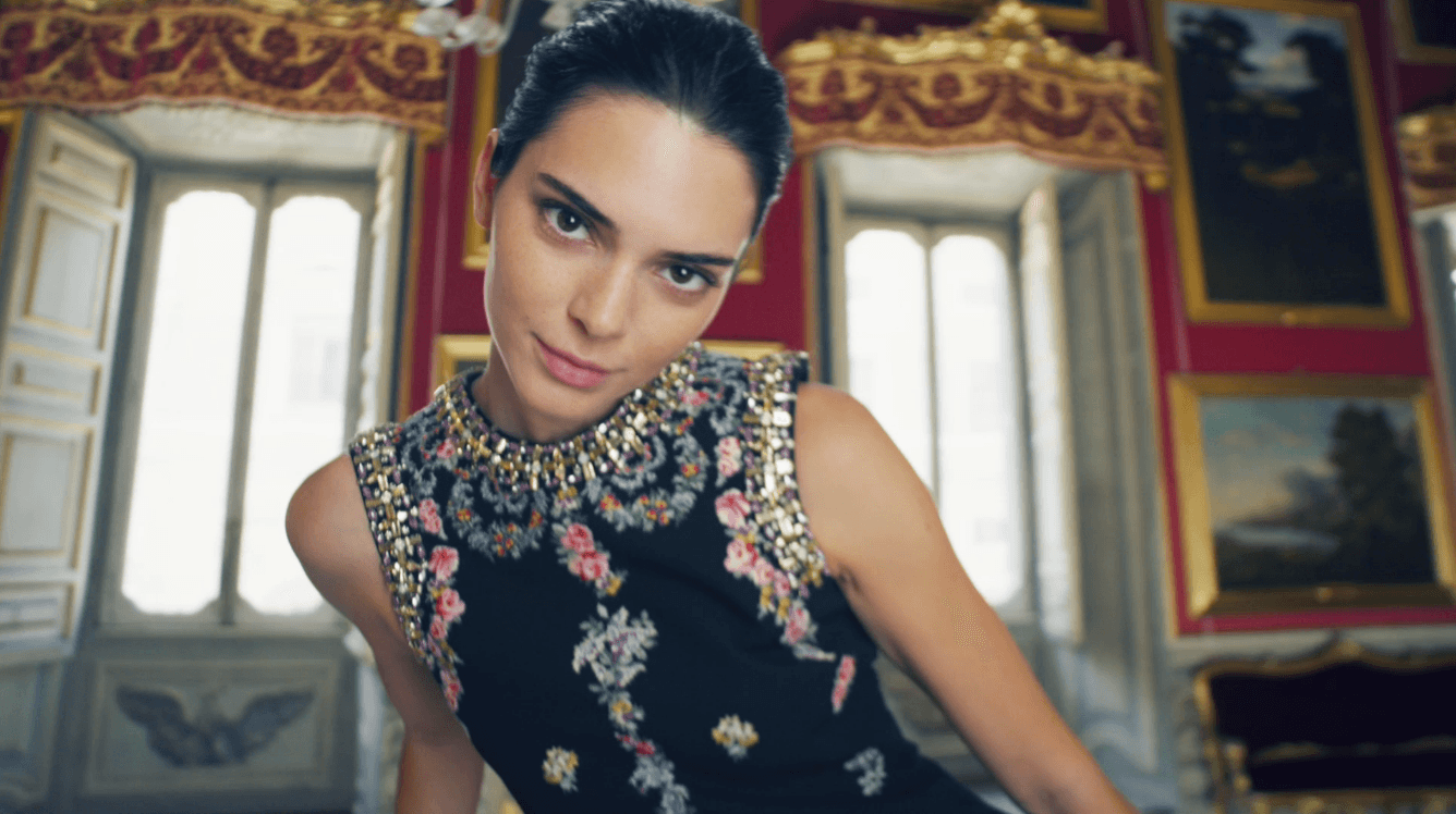 Spektakularne kreacje z kolekcji H&M x Giambattista Valli niedługo w sprzedaży. Mamy pełny lookbook