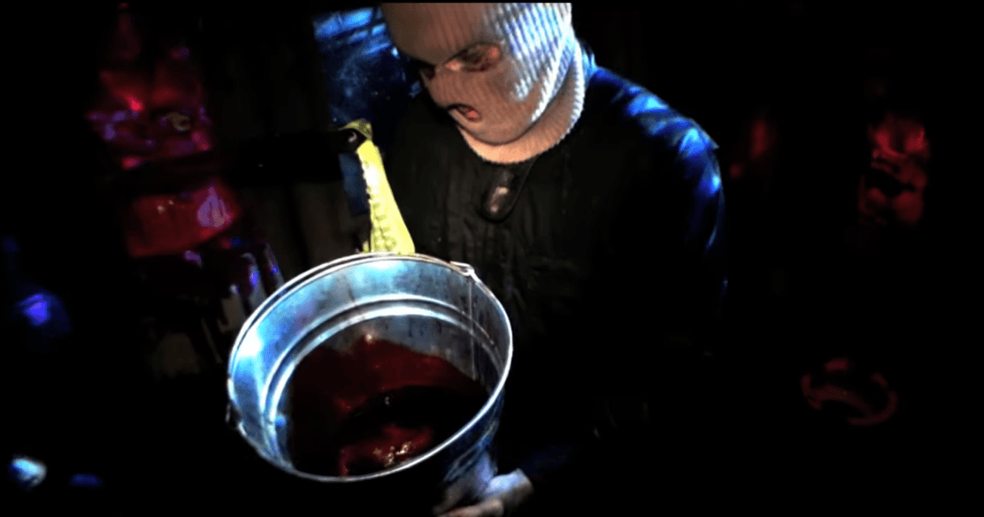 20 tysięcy dolarów za spędzenie 8 godzin w kontrowersyjnym domu strachów. Jeszcze nikomu się nie udało