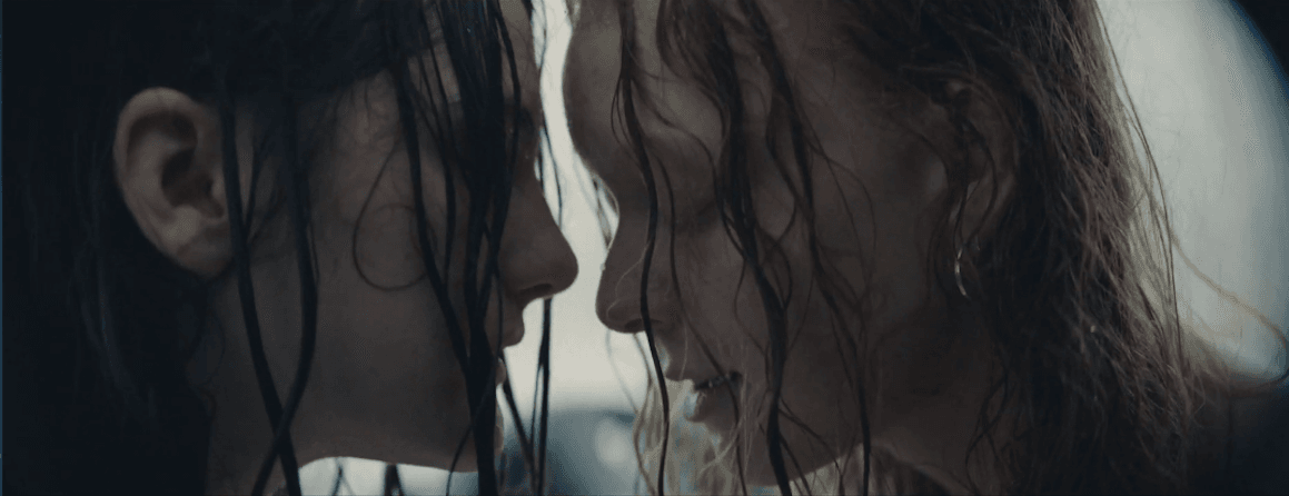 Piękny spot o ewolucji przyjaźni dwóch kobiet w miłość. Powstał z okazji 30. lecia Renault Clio