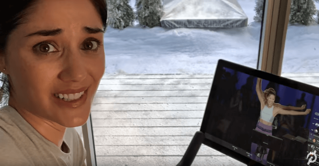 Z powodu tej reklamy roweru treningowego firma straciła w 1 dzień prawie miliard dolarów na wartości