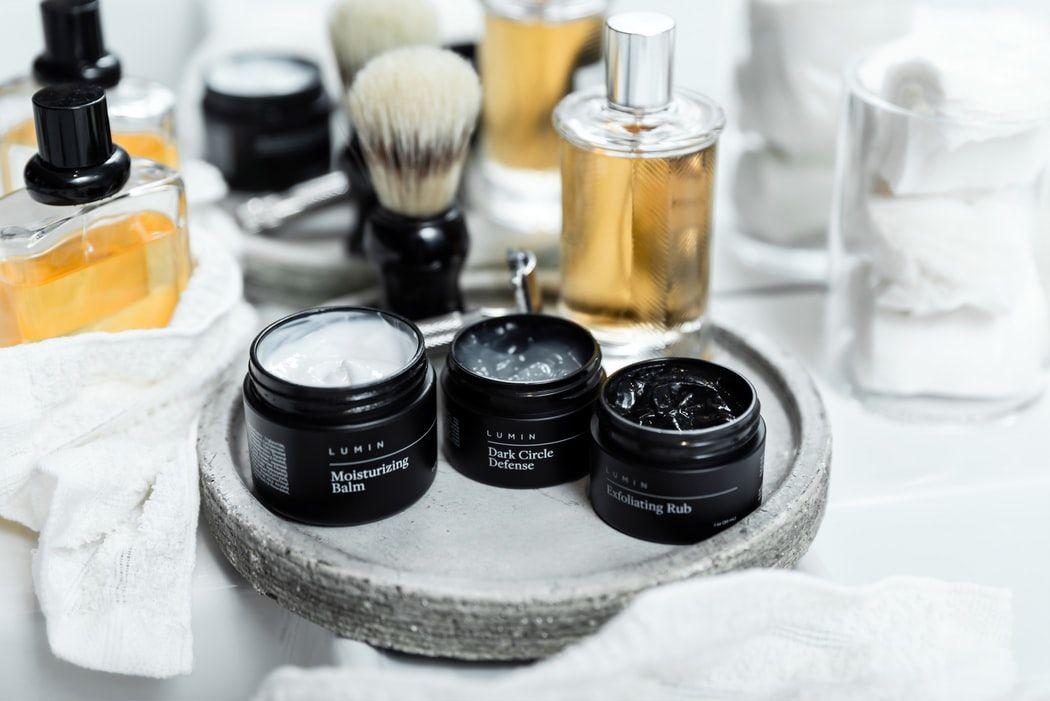 5 najlepszych aplikacji i stron, na których można sprawdzić skład kosmetyków: ranking