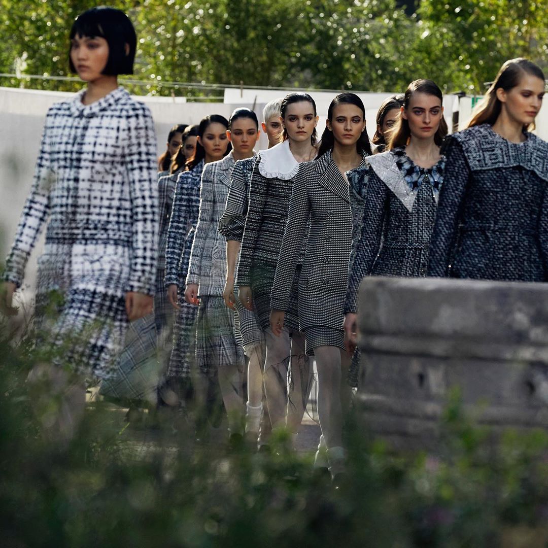 Chanel haute couture wiosna-lato 2020: wyprawa w głąb Francji