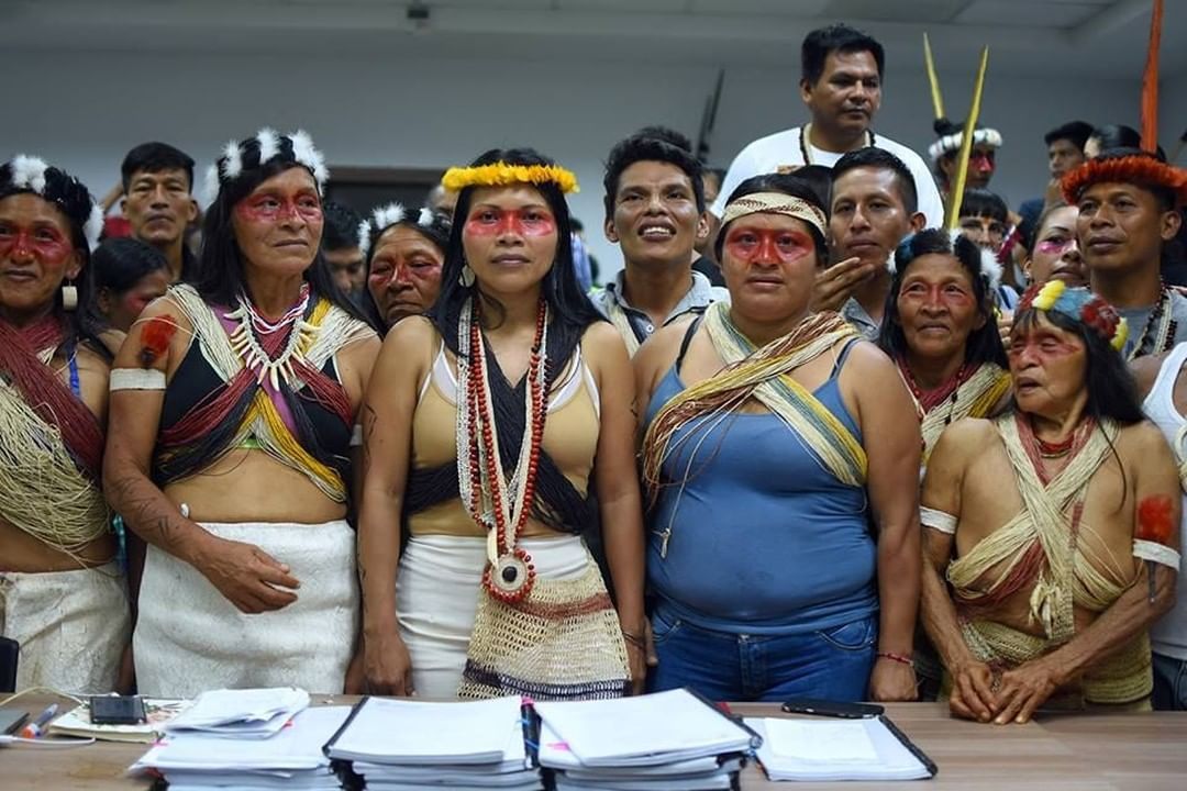 Plemię z Ekwadoru wygrało proces przeciwko koncernowi olejowemu. Jak wygrać wojnę o Amazonię?
