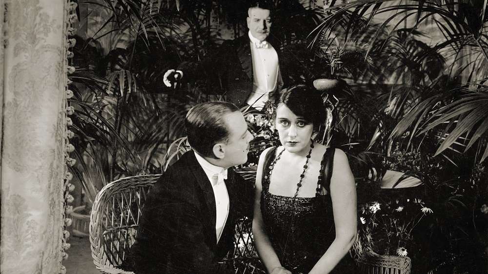 Wyjątkowa opowieść o pierwszej kobiecie-reżyserce już w kinach