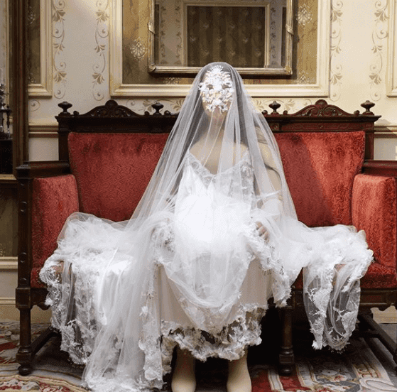 „7 Śmierci Marii Callas”, czyli nowa opera Mariny Abramović. Kostiumografią zajęło się Burberry