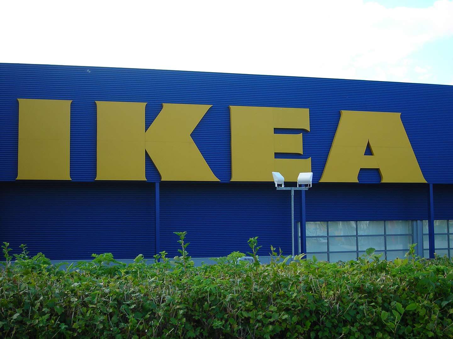 IKEA otwiera pierwszy sklep z używanymi meblami