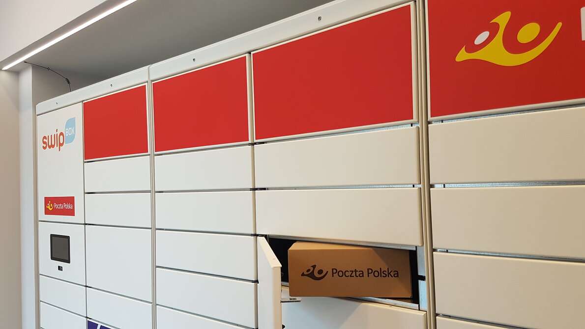Znalazł awizo w paczkomacie. Awizomat Poczty Polskiej hitem internetu