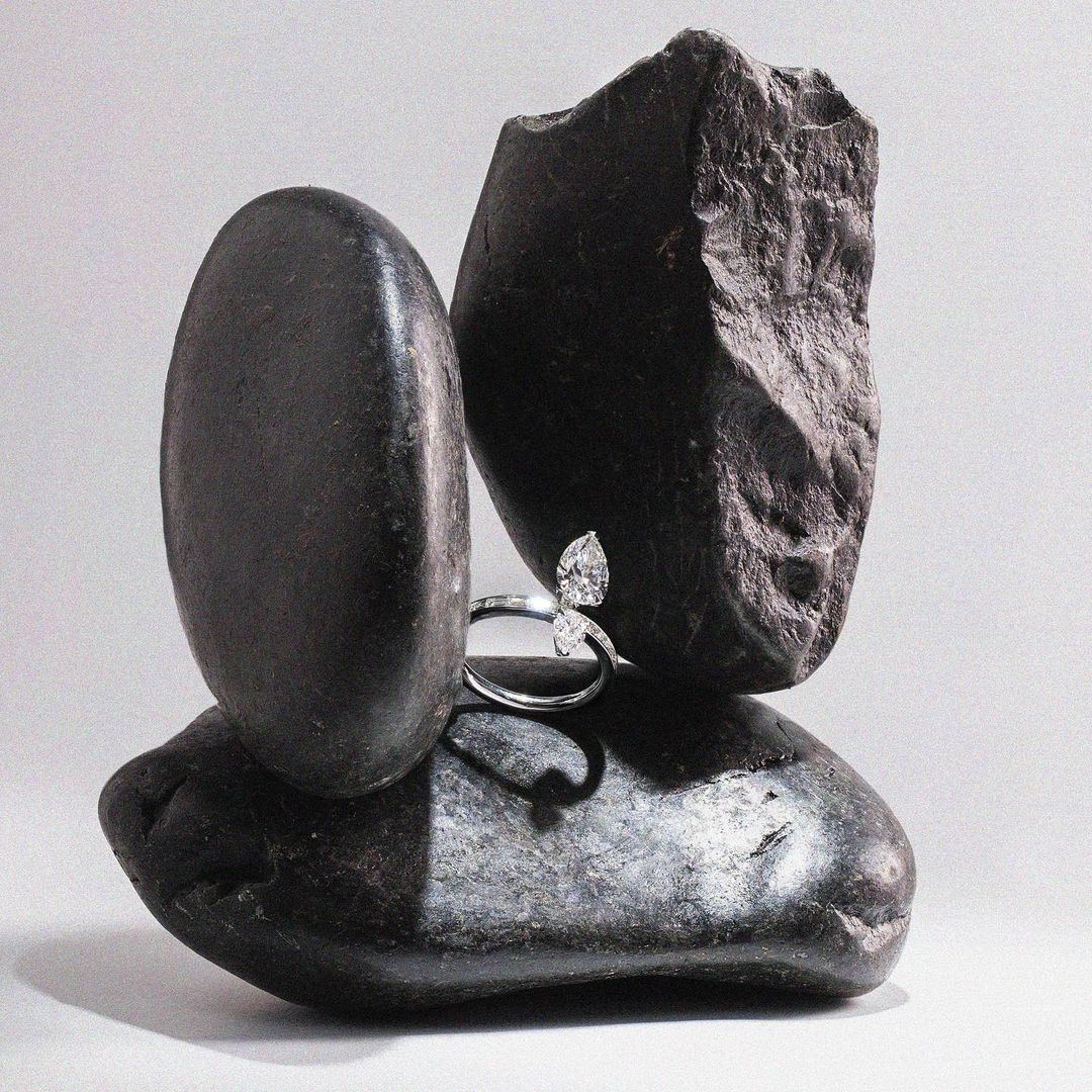 Diamenty z powietrza diamentami przyszłości? Przedstawiamy markę Aether Diamonds