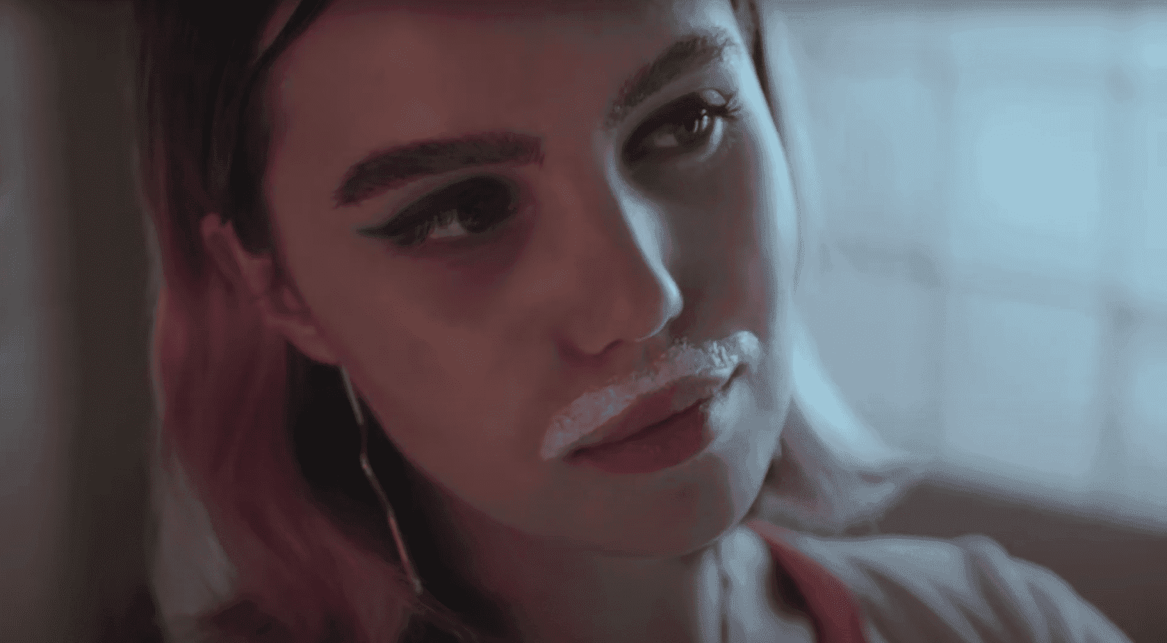 „Twoje włosy. Twoja sprawa”. W nowej kampanii Veet celebrowane jest każde owłosienie