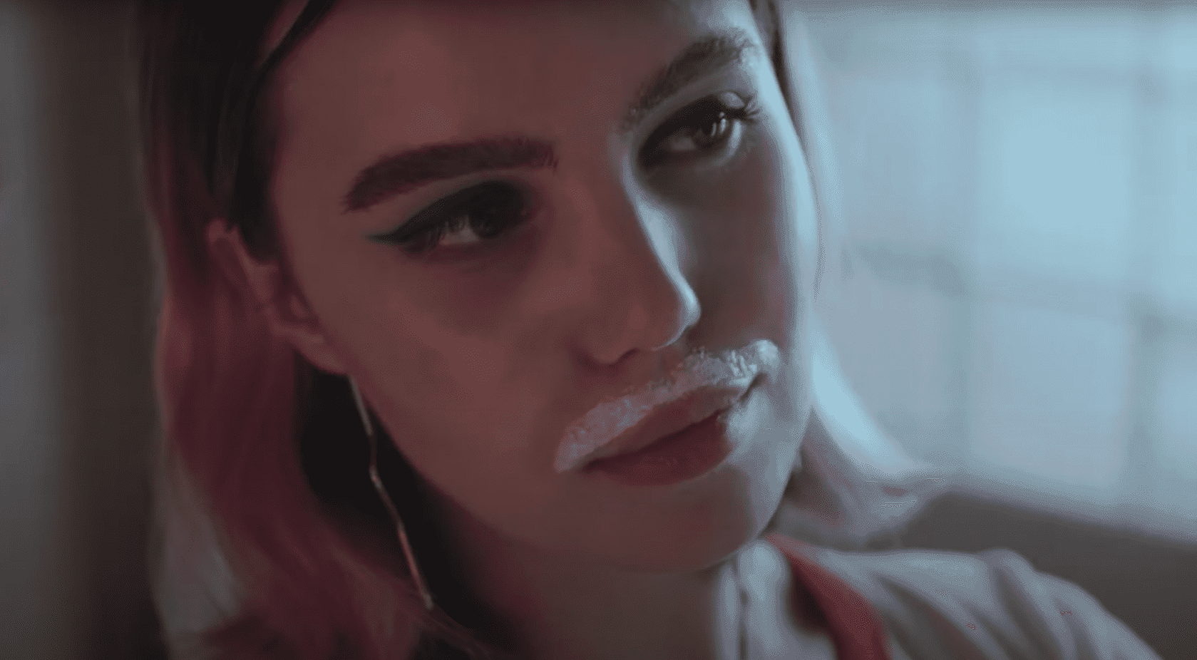 „Twoje włosy. Twoja sprawa”. W nowej kampanii Veet celebrowane jest każde owłosienie