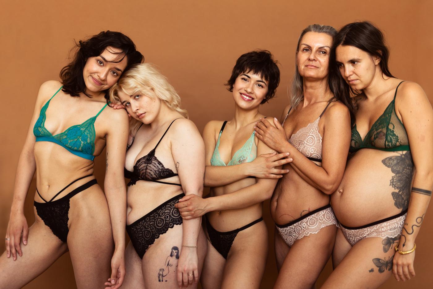 Bez retuszu, na luzie i bardzo sexy! W tej sesji wystąpiły prawdziwe i bardzo różne kobiety