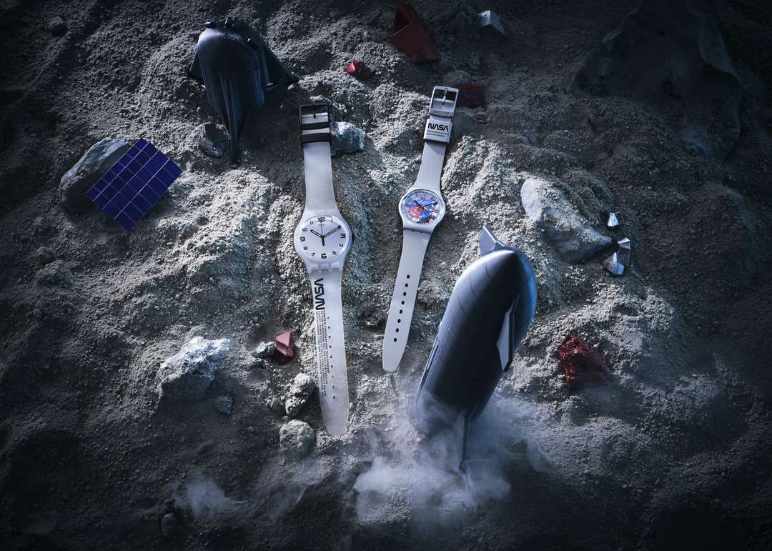 Swatch sięga gwiazd wraz z nową kolekcją SPACE inspirowaną NASA i ikonicznymi skafandrami kosmicznymi