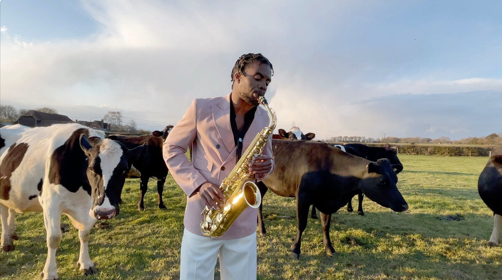 Pandemia was dobiła? Zalando wraz z influencerami z całej Europy reaguje, promując optymizm